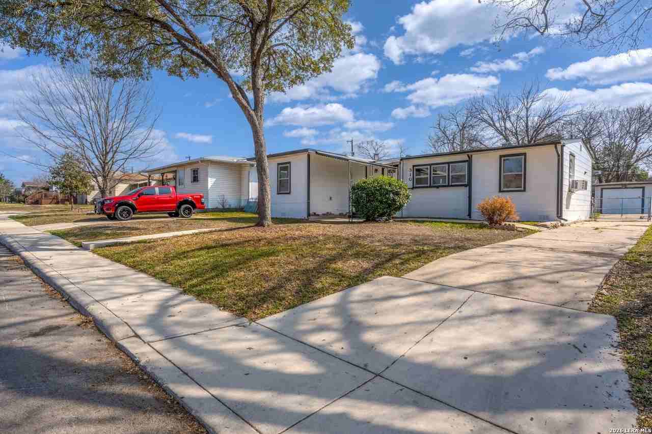 310 Merry Ann Dr - Photo 2 of 27