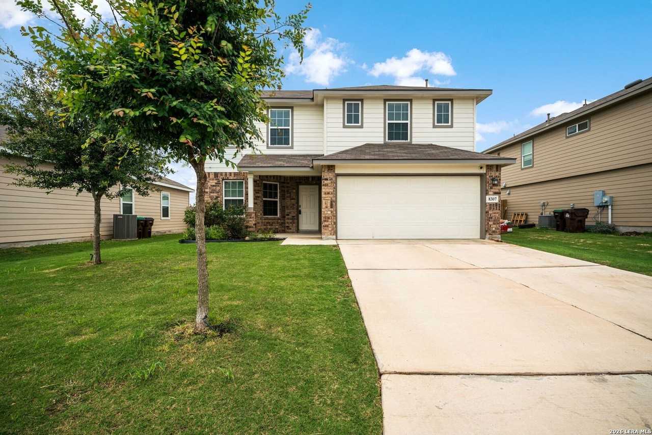 Falcon Meadow Dr - Photo 2 of 40