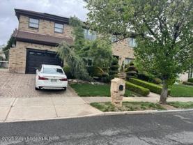 369 Crown Ave - Photo 1 of 1