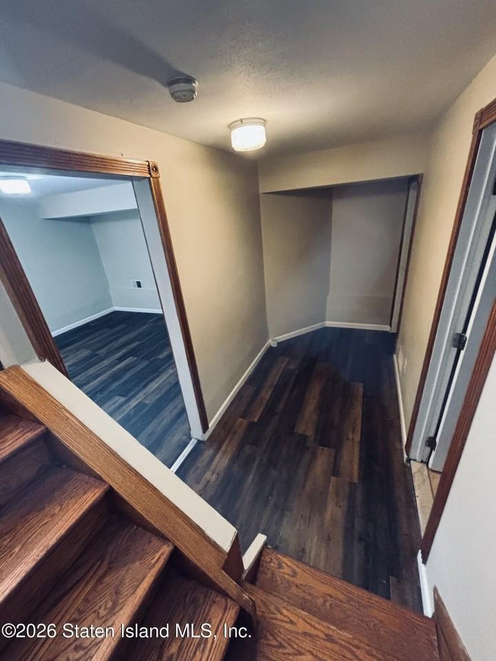 21 Susan Ct - Photo 7 of 8