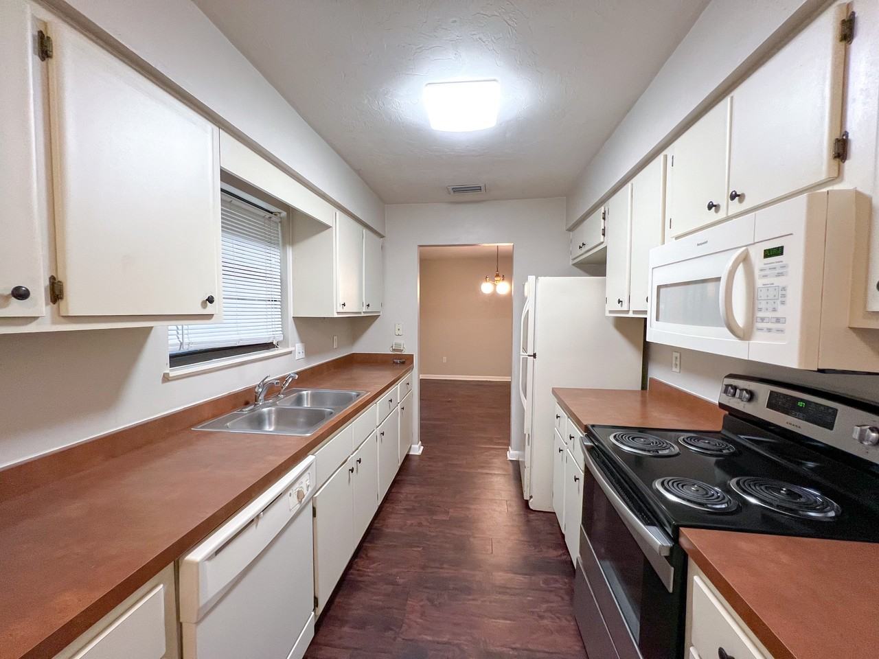 720 Sw 77th Ter #1 - Photo 6 of 18