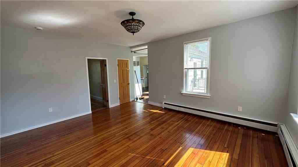 3560 Kingstown Rd #1 - Photo 3 of 16