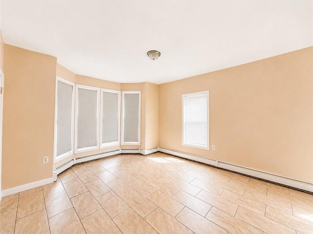 6 Bloomingdale Ave #1 - Photo 5 of 10