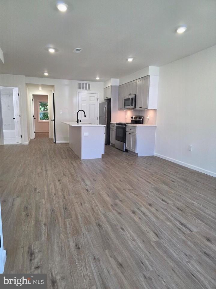 3968 Martin Luther King Jr Ave Sw #1 - Photo 6 of 22