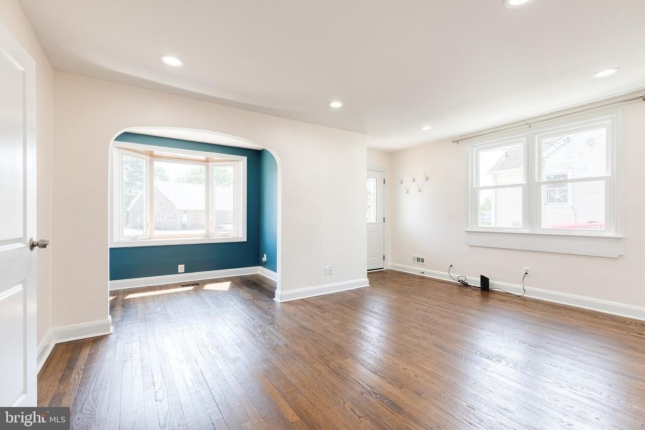 406 N St Se - Photo 6 of 25