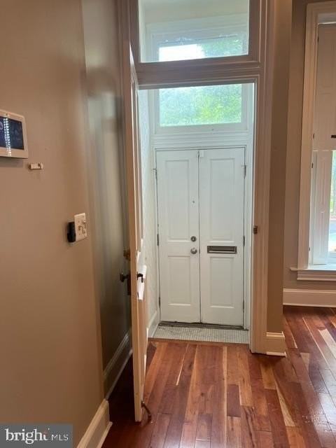 411 E Lafayette Ave - Photo 2 of 39