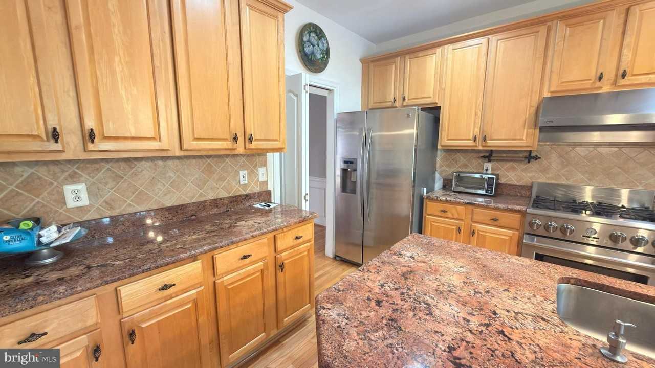 6024 Stonehenge Pl #25 - Photo 6 of 40