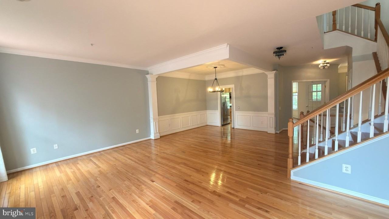 6024 Stonehenge Pl #25 - Photo 7 of 40