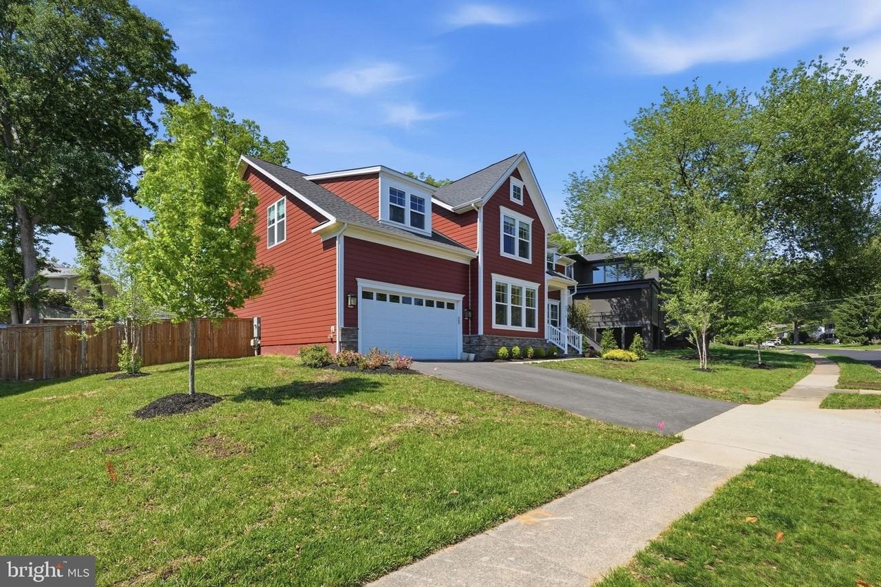 2516 Villanova Dr - Photo 2 of 38