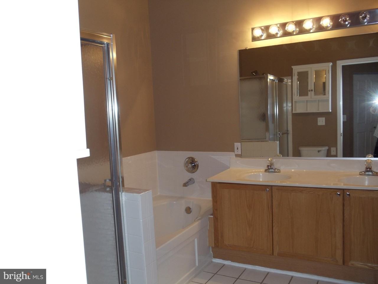2701 Bellforest Ct #402 - Photo 5 of 16