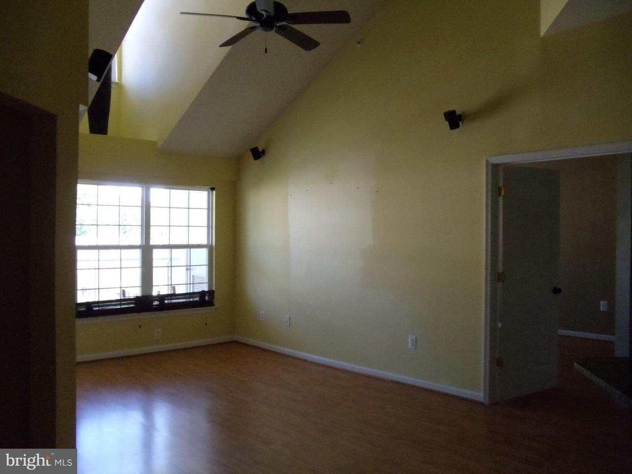 2701 Bellforest Ct #402 - Photo 6 of 16