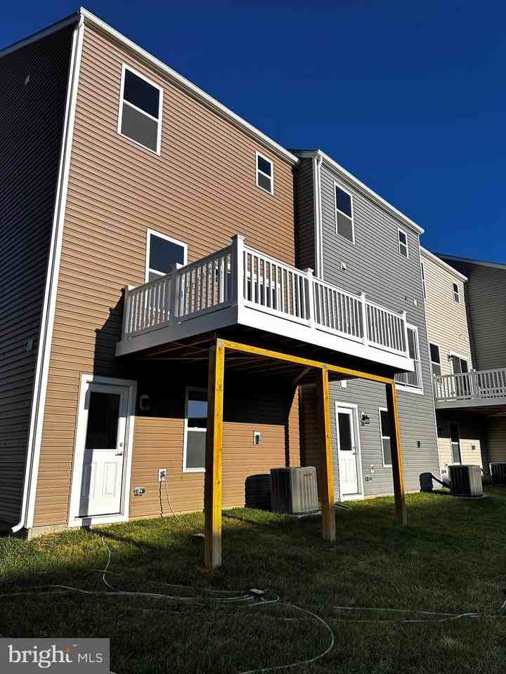 30 Trotting Rd - Photo 3 of 50