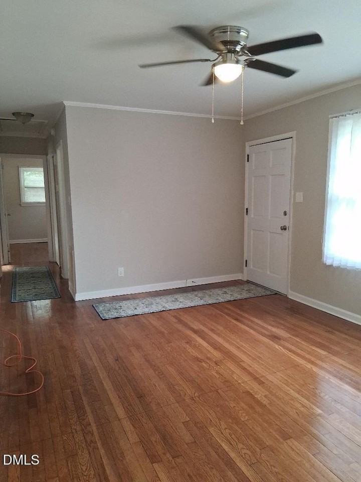 506 Beverly Dr - Photo 5 of 9