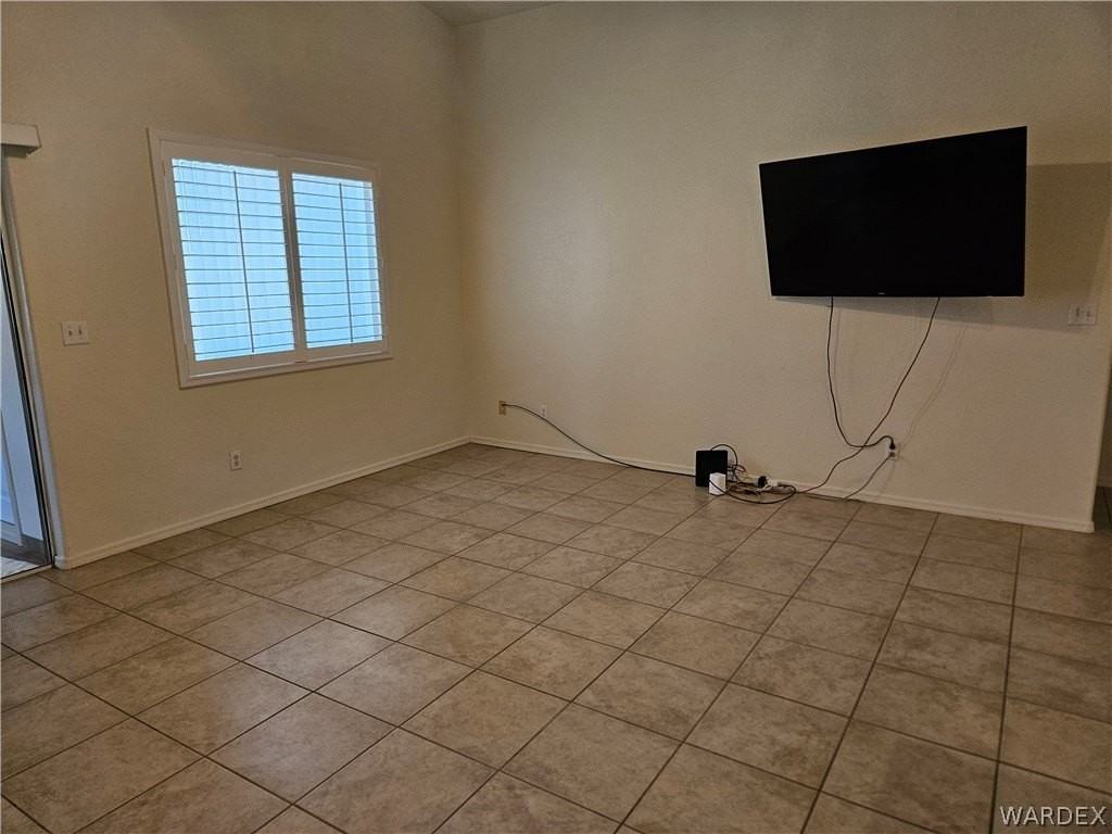 4783 S Whitegate Pl - Photo 4 of 26