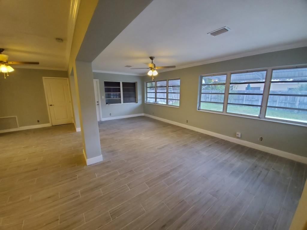 1383 Sw 5th St #1 - Photo 3 of 12