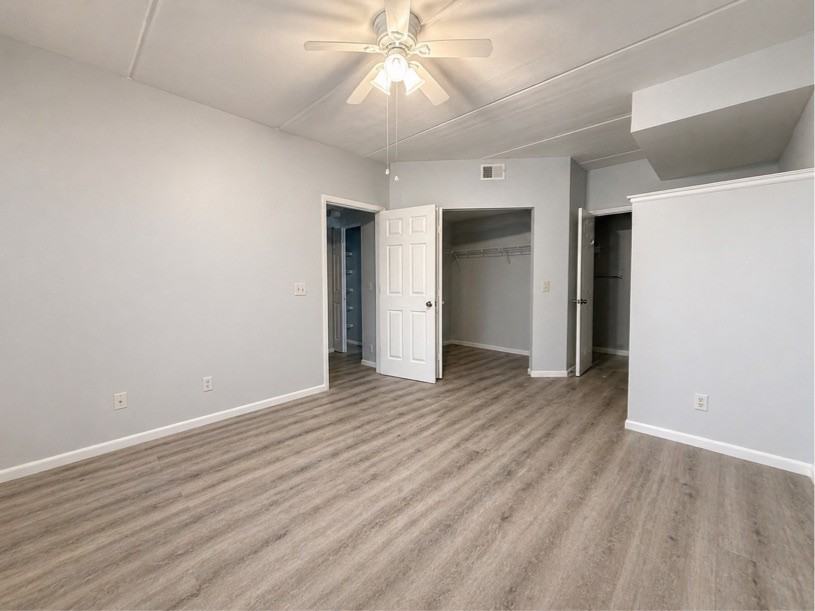 13 Navarra Ct #1 - Photo 7 of 13