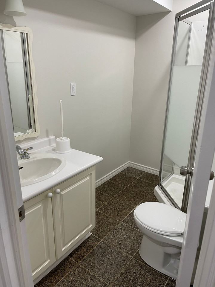 135 Monarch Street - Photo 7 of 7