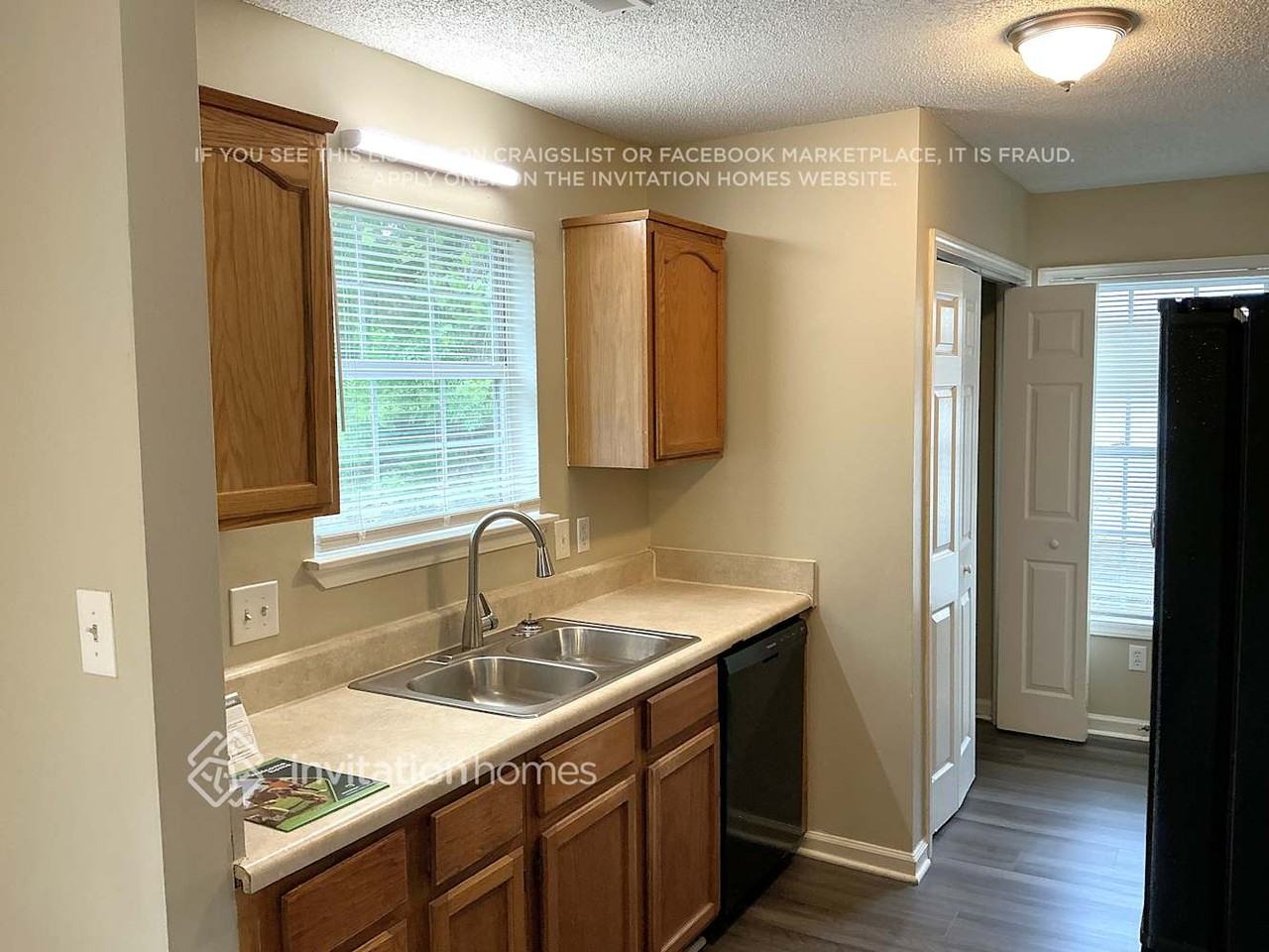 7609 Denon Hills Dr - Photo 4 of 15