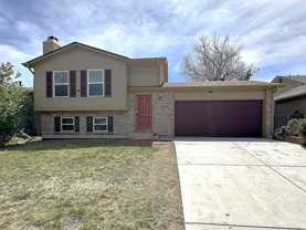 19418 E Purdue Cir - Photo 1 of 1