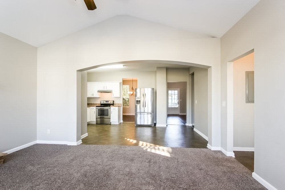 618 Brookwater Dr - Photo 5 of 15