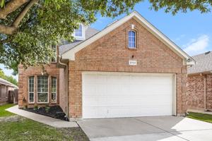 featured image of 2721 Lynx Ln
