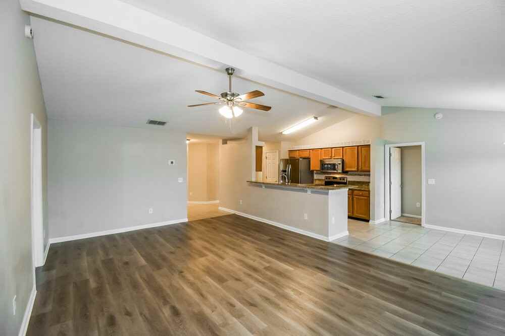 409 Sweet Jasmine Way - Photo 4 of 16