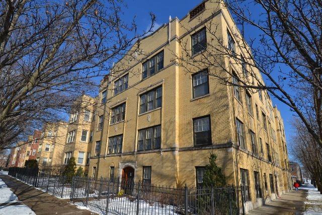 4303 N Francisco Ave #3