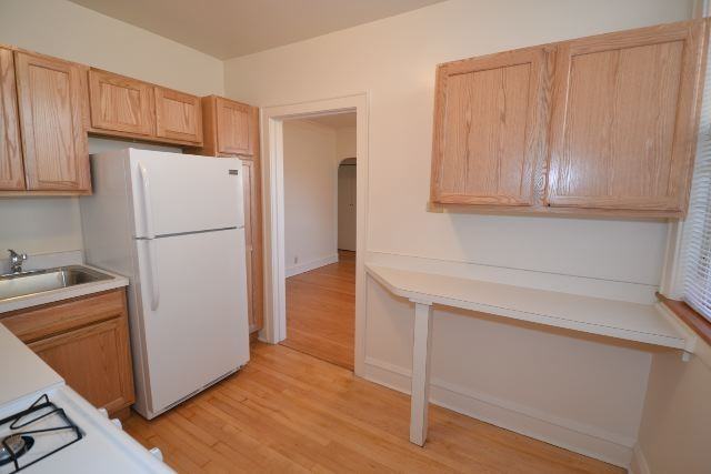 4303 N Francisco Ave #3 - Photo 4 of 20