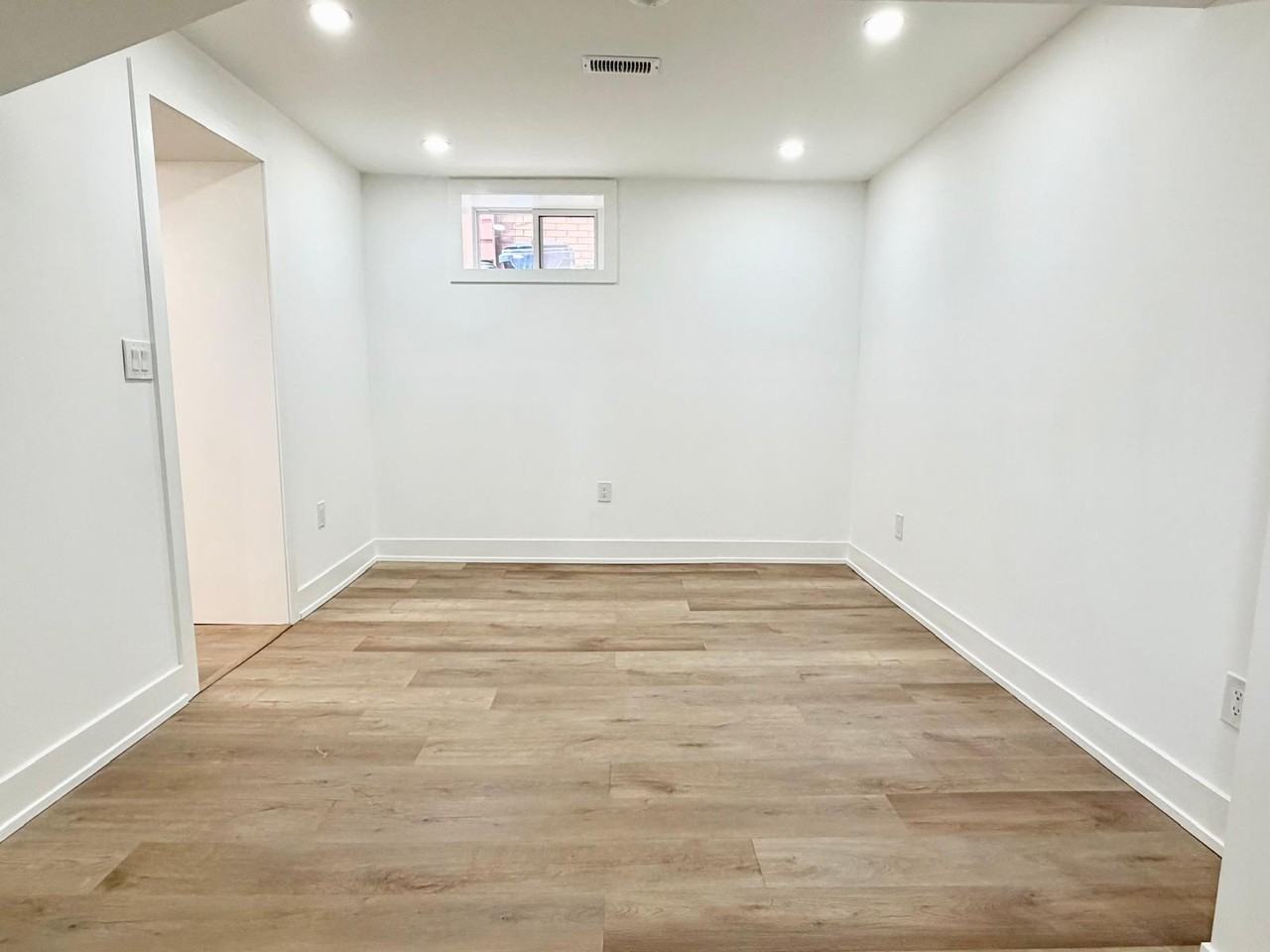 425 Whitmore Avenue - Photo 2 of 19