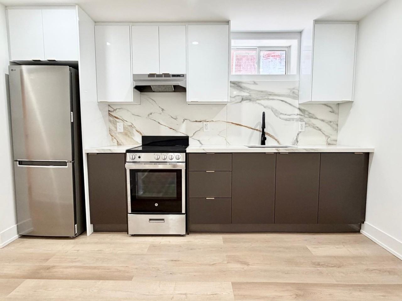 425 Whitmore Avenue - Photo 7 of 19