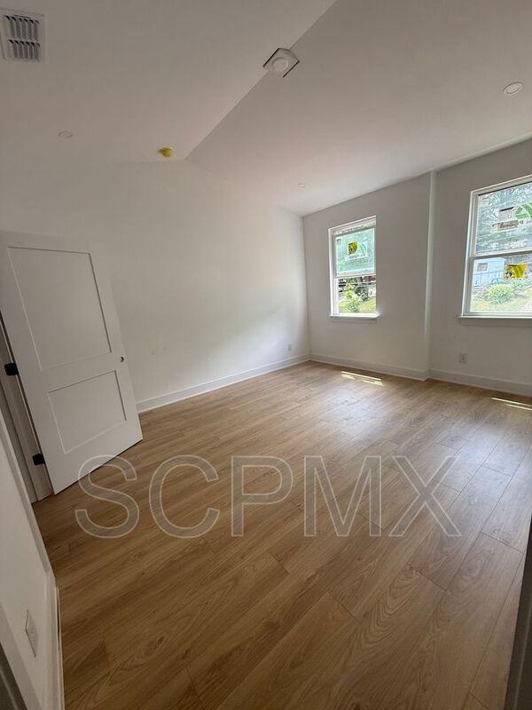 2706 Coronet Way - Photo 7 of 29