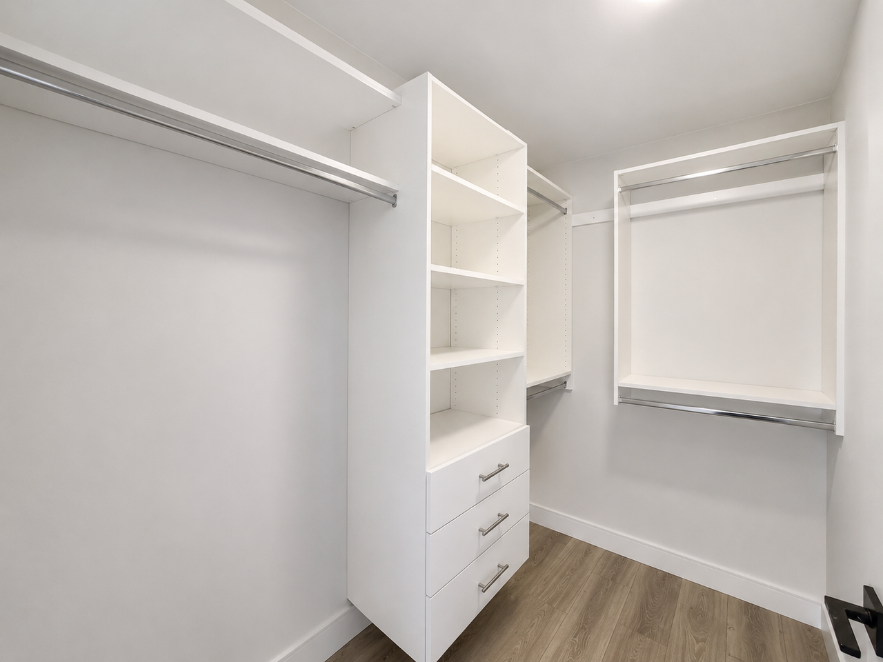 2211 East 61st Avenue - Photo 10
