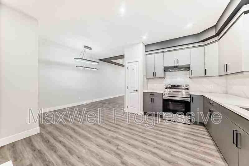 12903 123a St Nw #MAIN - Photo 7 of 50