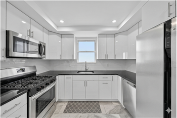 106 White Rd - Photo 3 of 14