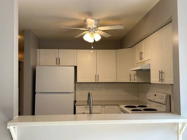 3787 Pender Street - Photo 5 of 15