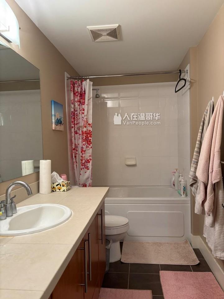 6268 Eagles Drive #301 - Photo 3 of 18