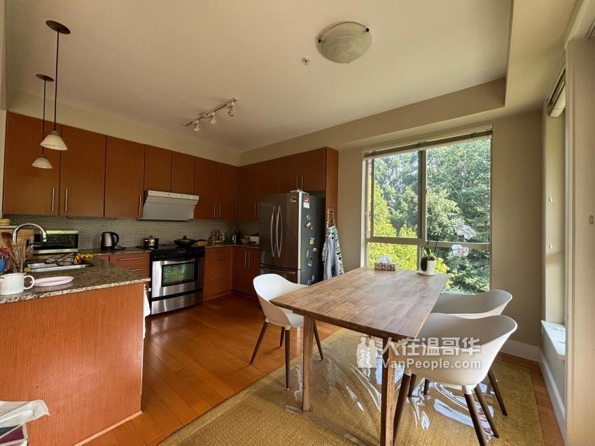 6268 Eagles Drive #301 - Photo 5 of 18