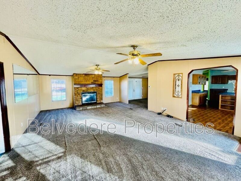 221 Oak Grove Church Rd - Photo 3 of 17