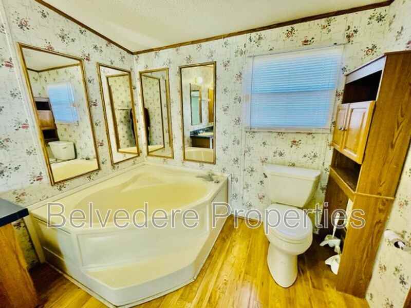 221 Oak Grove Church Rd - Photo 7 of 17