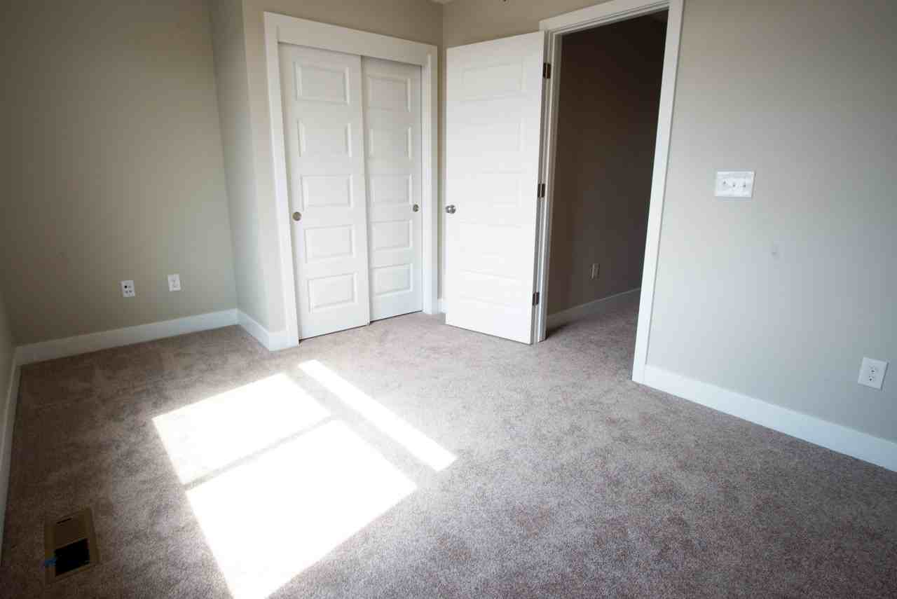 2541 Moline St - Photo 7 of 18
