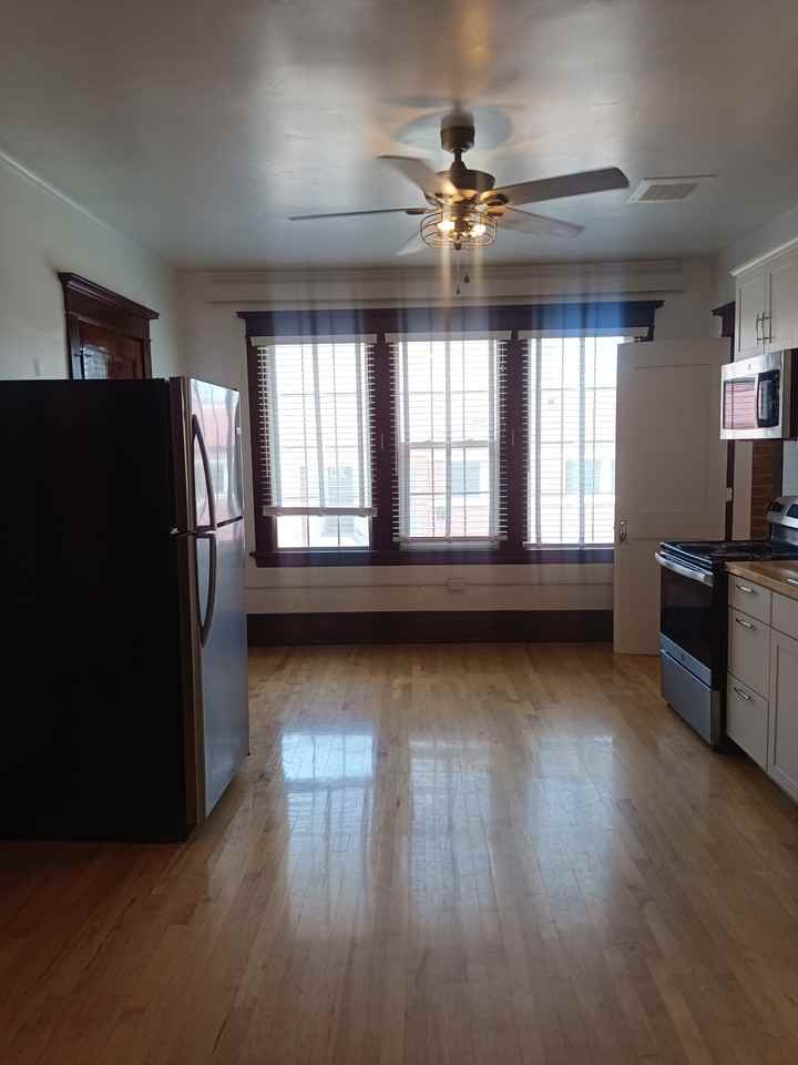 ID - 200 S Main St - LB - Photo 2 of 18