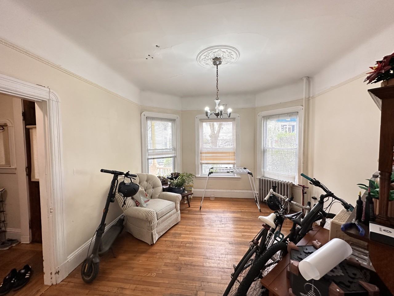 156 Walnut St #1 - Photo 5 of 13