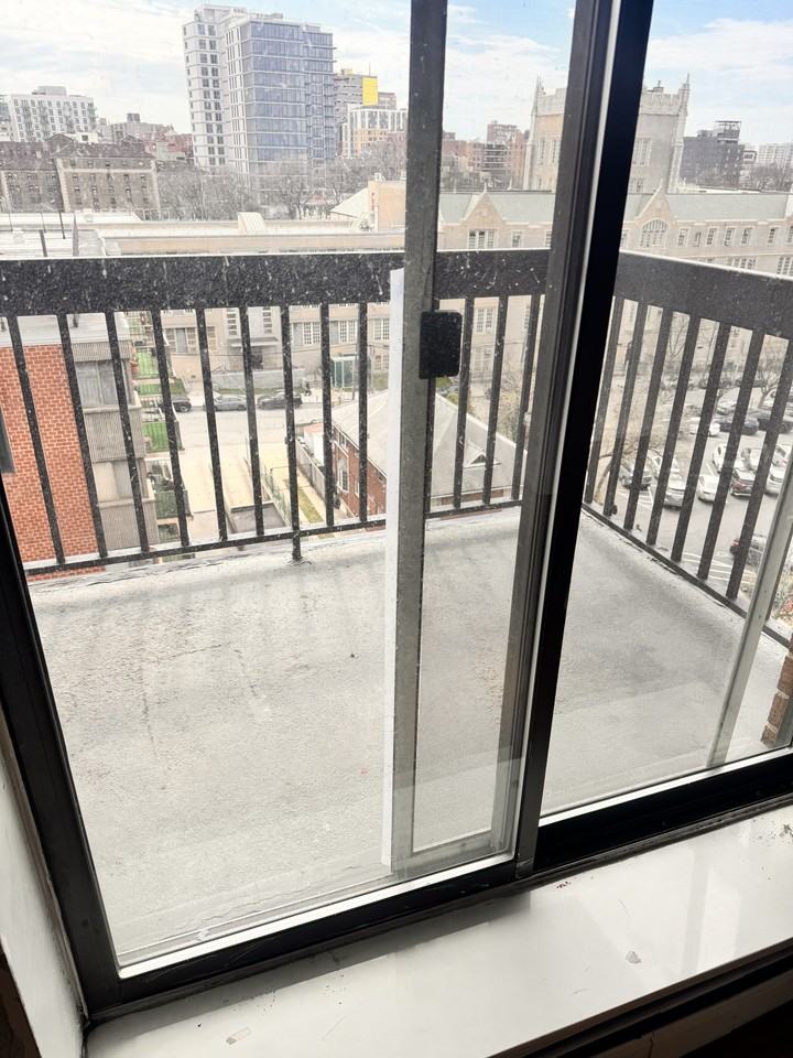 140-16 34th Avenue #1003 - Photo 5 of 13
