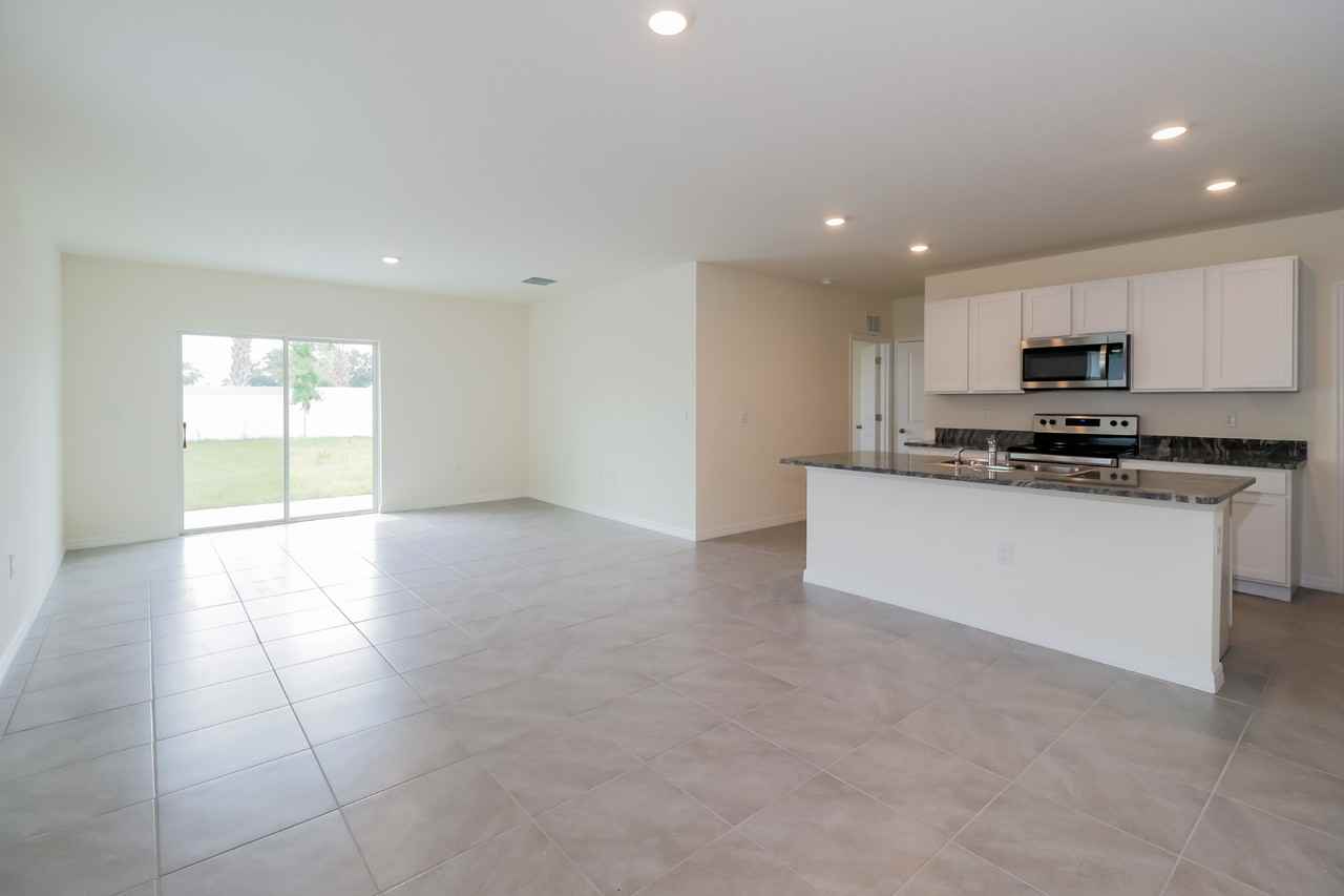 5446 Oxford Gray Rd - Photo 5 of 17