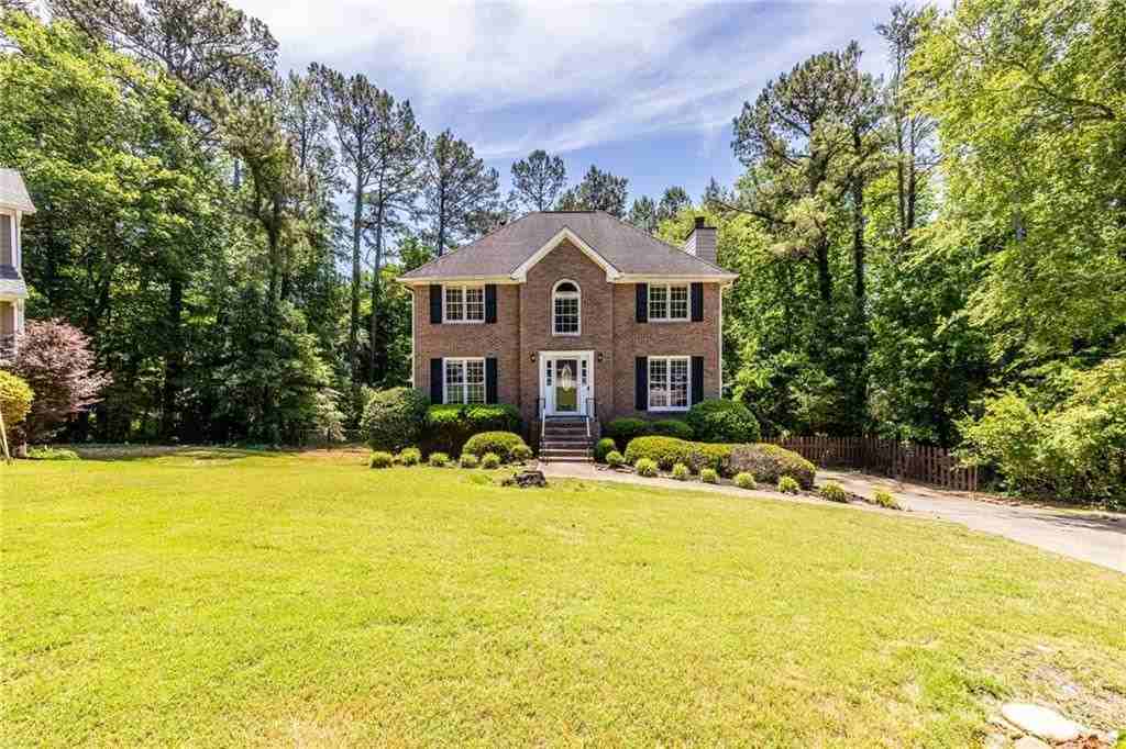 1093 Wash Lee Dr Sw - Photo 3 of 50