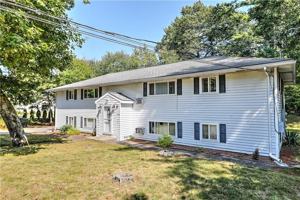 featured image of 991 Main St ##2