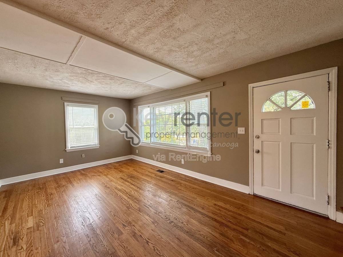 308 Druid Ln - Photo 2 of 10