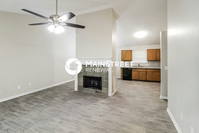 6820 Summit View Dr - Photo 3 of 17