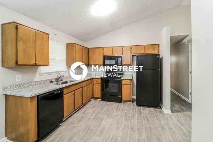 6820 Summit View Dr - Photo 6 of 17