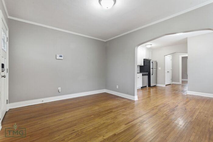 2606 E 7th St - Photo 7 of 21